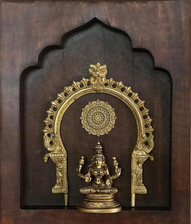 lakshmi wall frame prabhavali