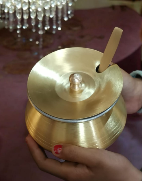 Handcrafted Brass Ghee Pot – 4x4" Ayurvedic Vessel for Pure, Healthy Living