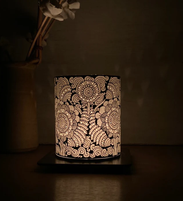 Tholu Bomalatta art inspired black and white lamp