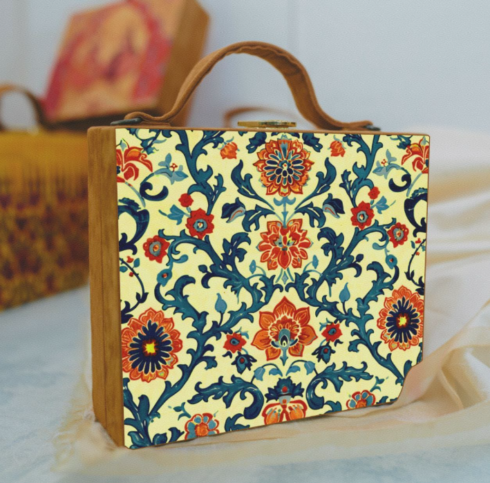 Designer Clutch - D30